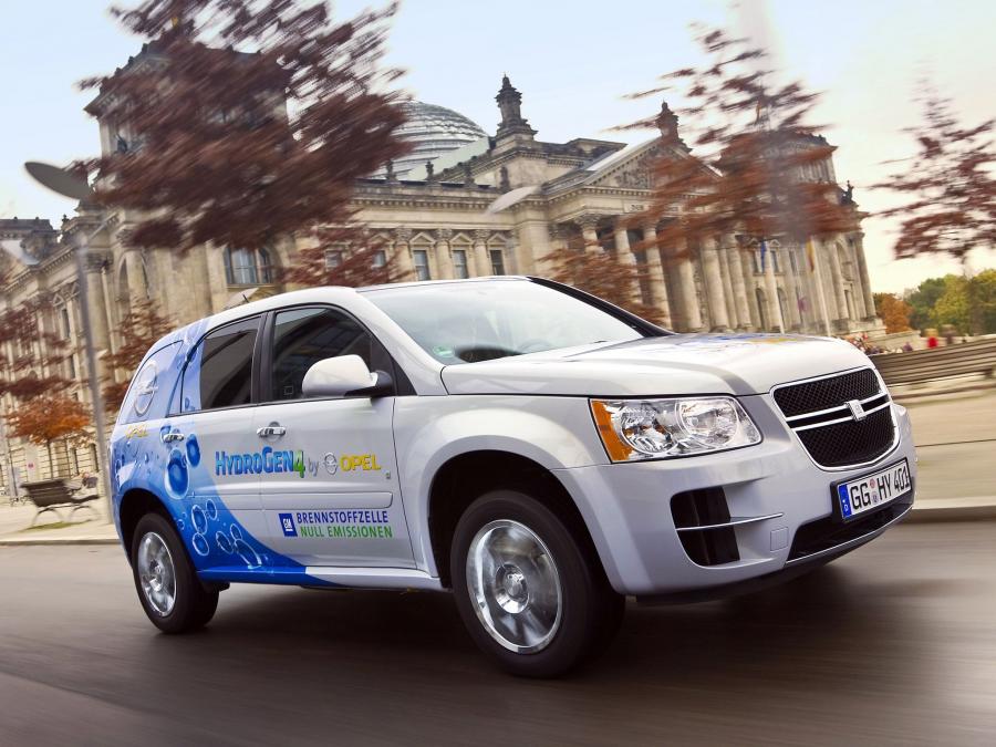  GM HydroGen4 Concept 2008 года  (фото 23 из 24)